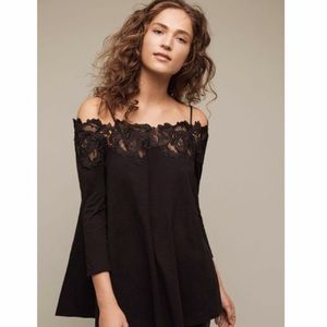 Anthropologie Meadow Rue Lace shoulder top XS